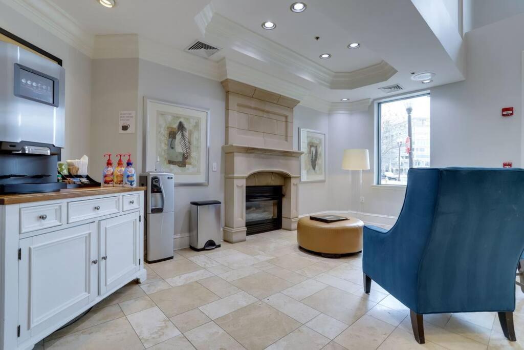 Fantastic 1 Bedroom Condo At Ballston With Gym Arlington Exteriér fotografie