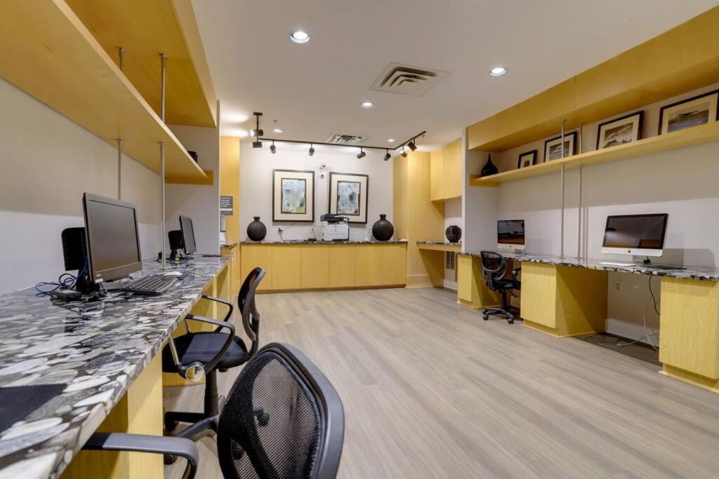 Fantastic 1 Bedroom Condo At Ballston With Gym Arlington Exteriér fotografie